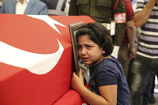 Şehit Piyade Er Sevinç son yolculuğuna uğurlandı